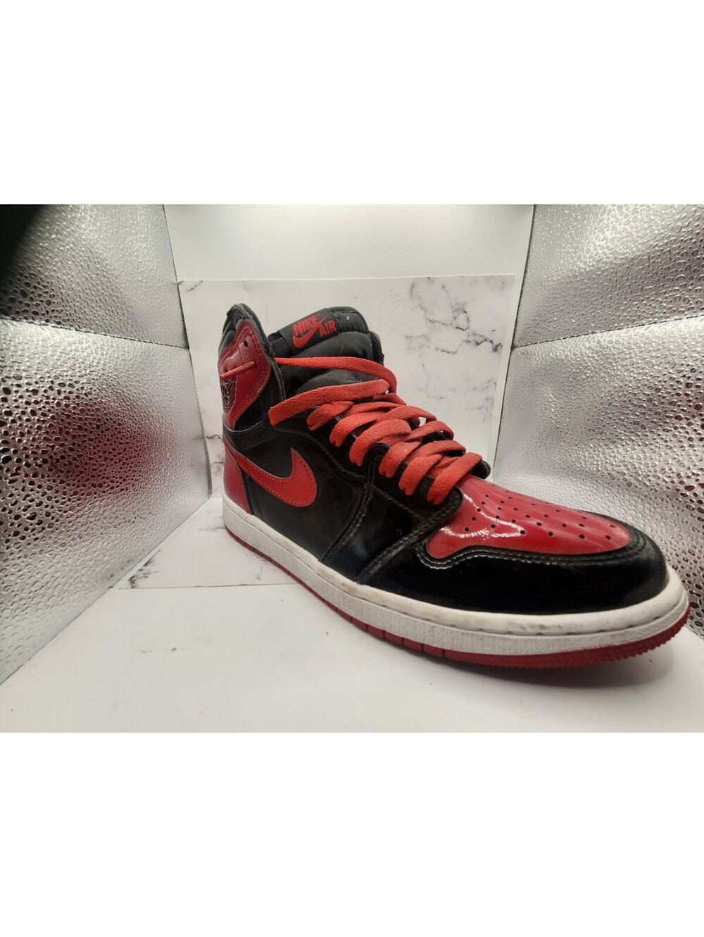 🔥Nike Size 9- Jordan 1 Retro OG High Patent Bred🔥